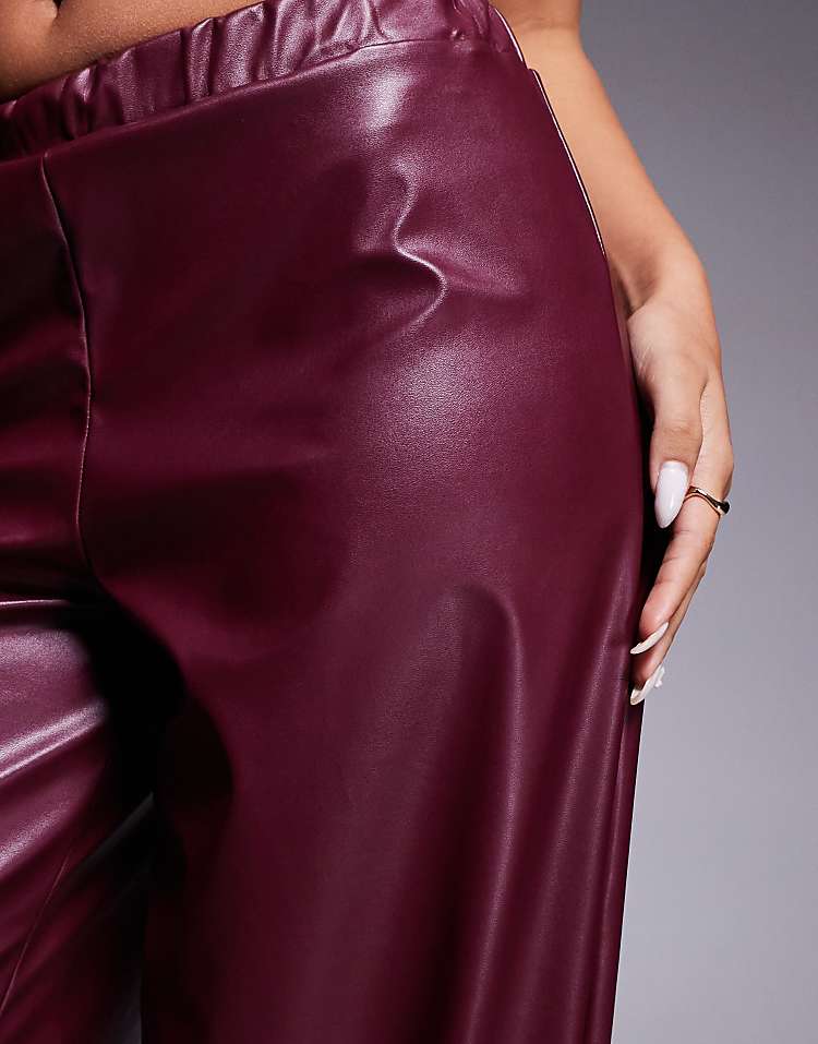 https://images.asos-media.com/products/asos-design-leather-look-wide-leg-pull-on-trouser-in-burgundy/207571511-5?$n_750w$&wid=750&fit=constrain