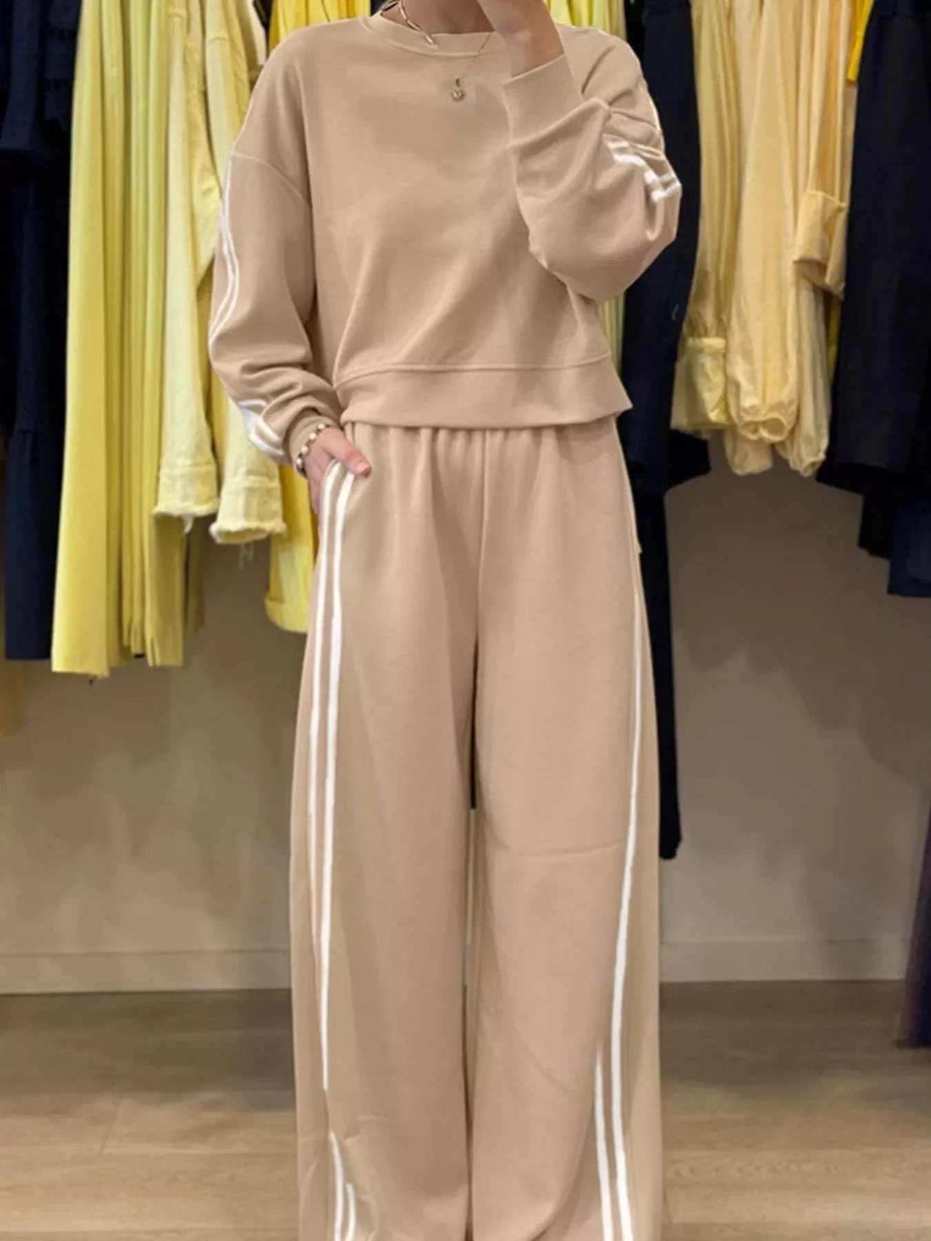 Beige striped detail crewneck top and elastic sweatpants two-piece set with contrast stitching