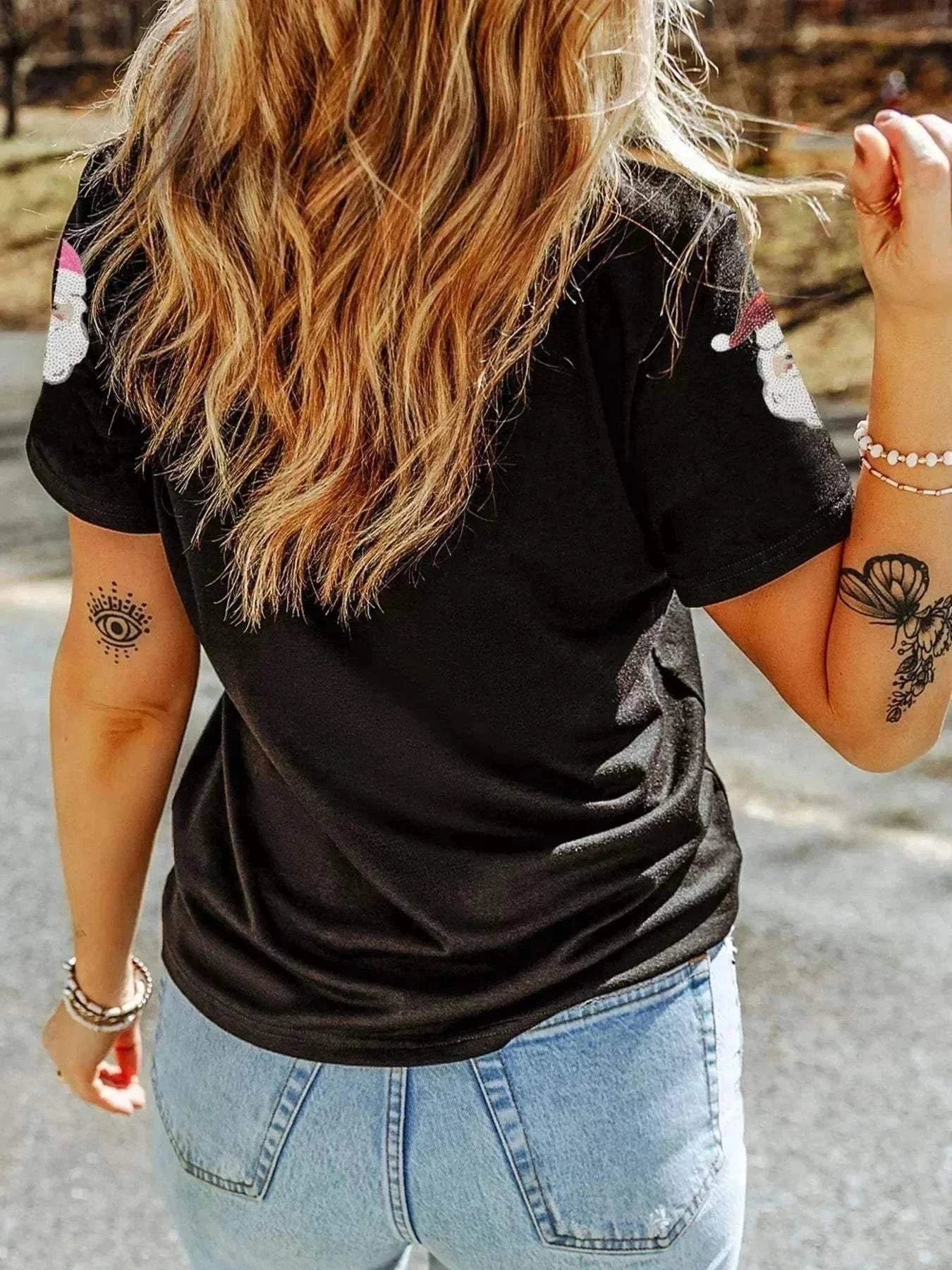 Christmas Santa T Shirt with Sequin Short SleevesStylish Christmas Santa T Shirt – Embrace the Holiday Spirit!Spread holiday cheer with our exquisite Christmas Santa T Shirt featuring delightful sequin short sleeveRedemption By Ashley Northsanta shirt