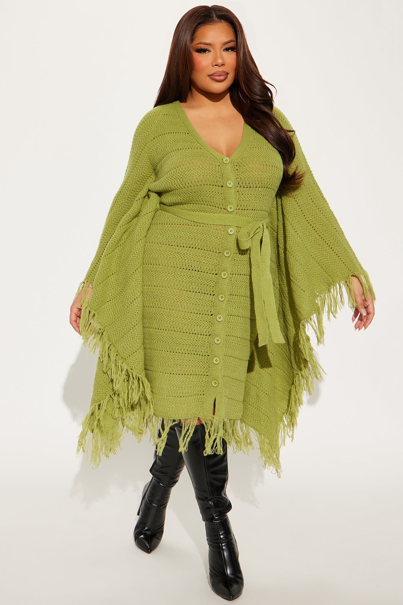 Embracing My Aura Chocolate Midi Dress for Effortless Style.