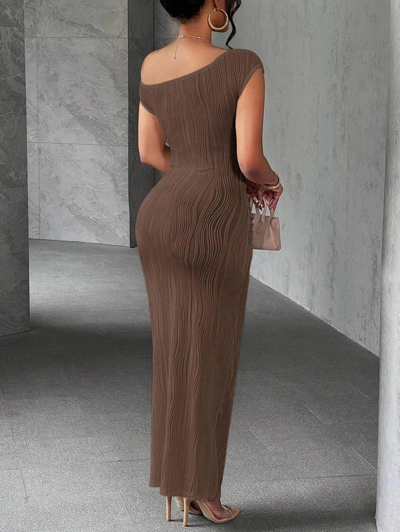 Asymmetrical One Shoulder Bodycon Maxi Dress - Stylish and Chic Asymmetrical One Shoulder Dress.