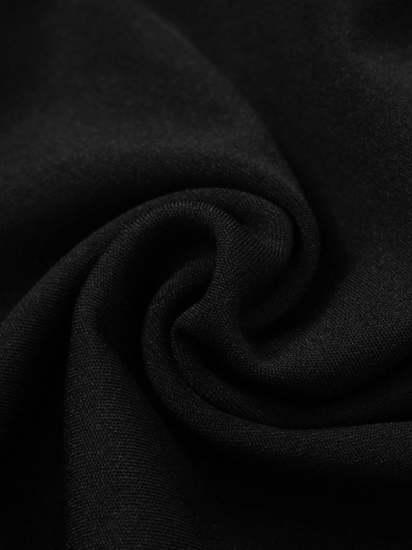 Halter Neck Ruffled Hem Romper - Stylish Halter Neck Romper for Effortless Summer Vibes.