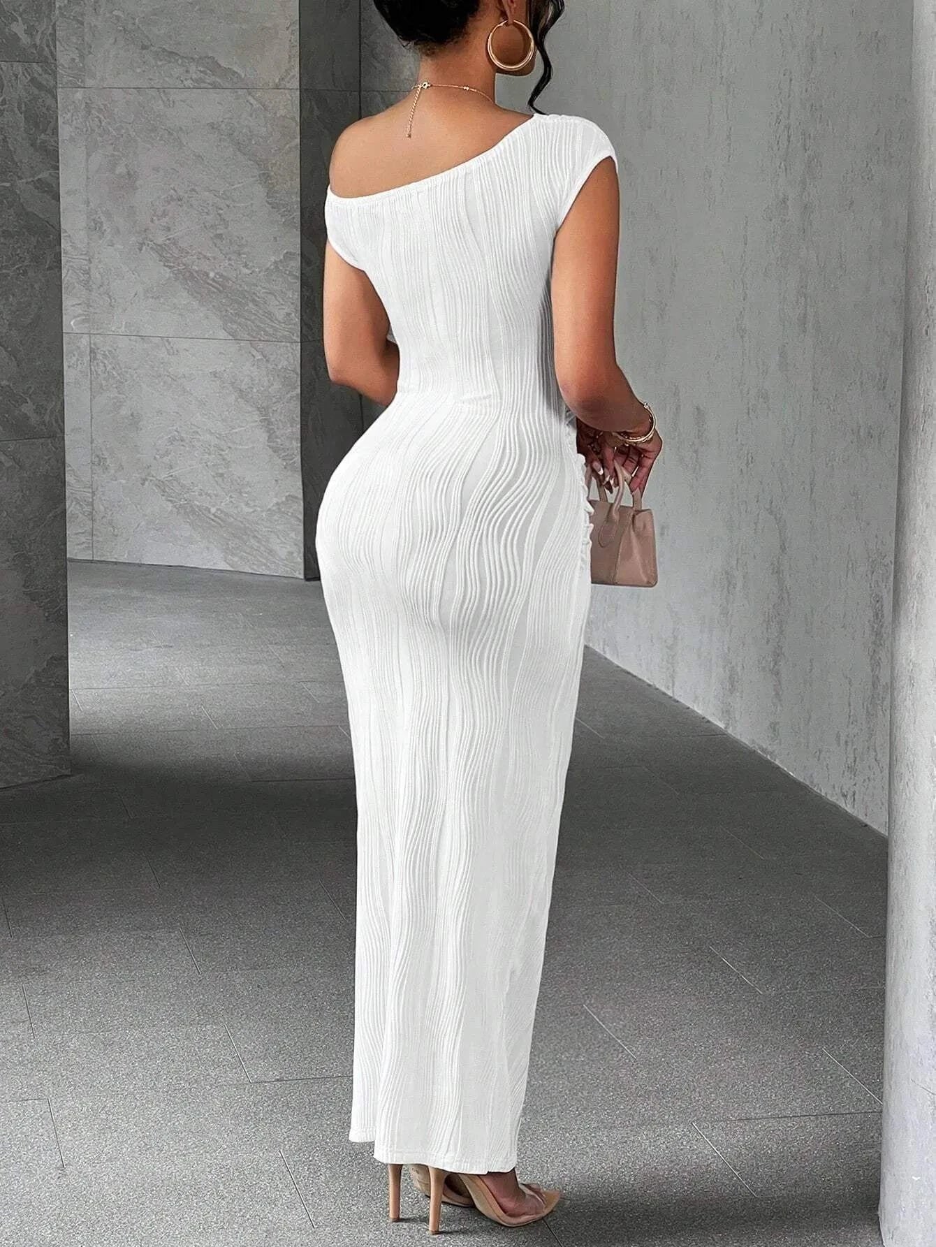 Asymmetrical One Shoulder Bodycon Maxi Dress - Stylish and Chic Asymmetrical One Shoulder Dress.