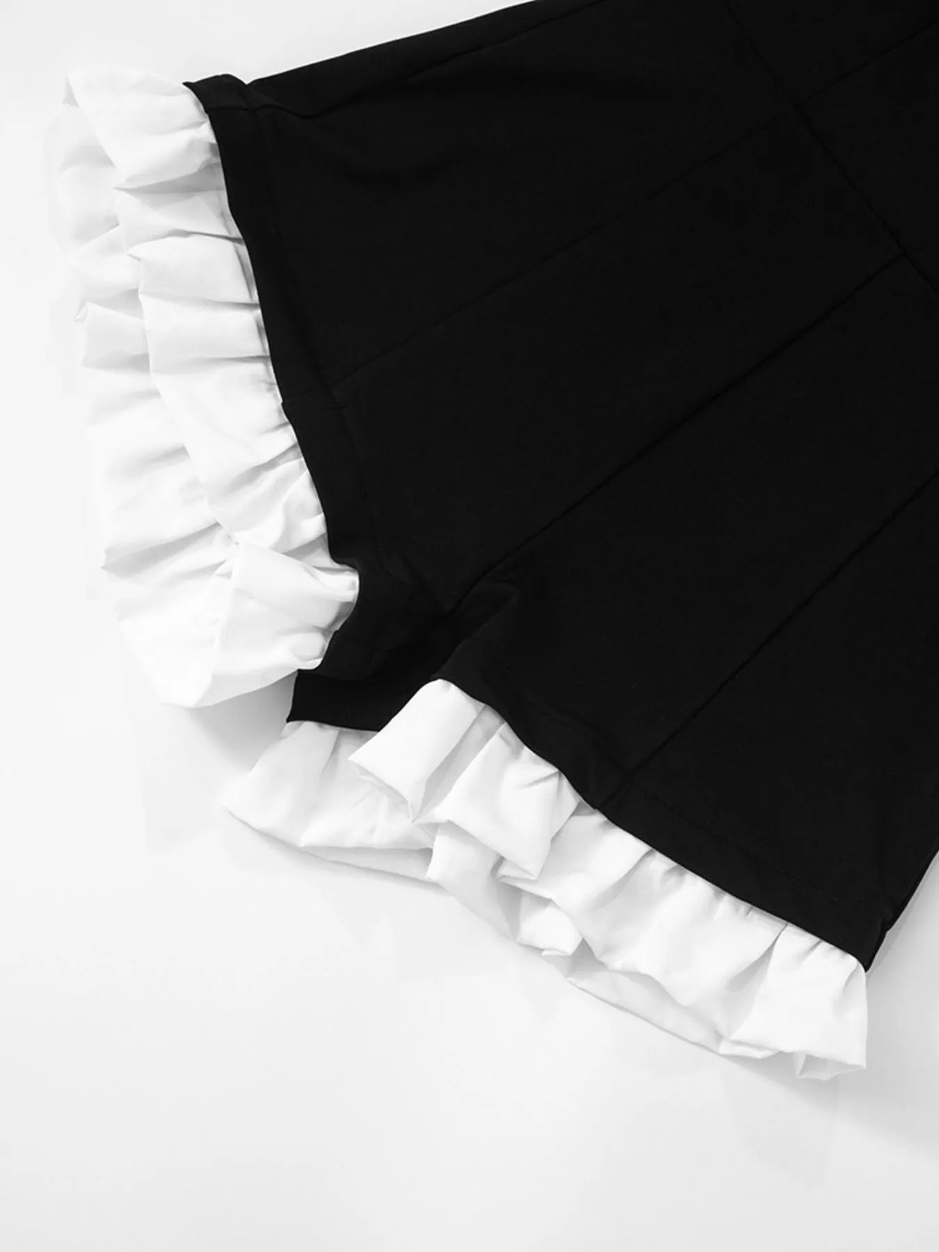 Halter Neck Ruffled Hem Romper - Stylish Halter Neck Romper for Effortless Summer Vibes.