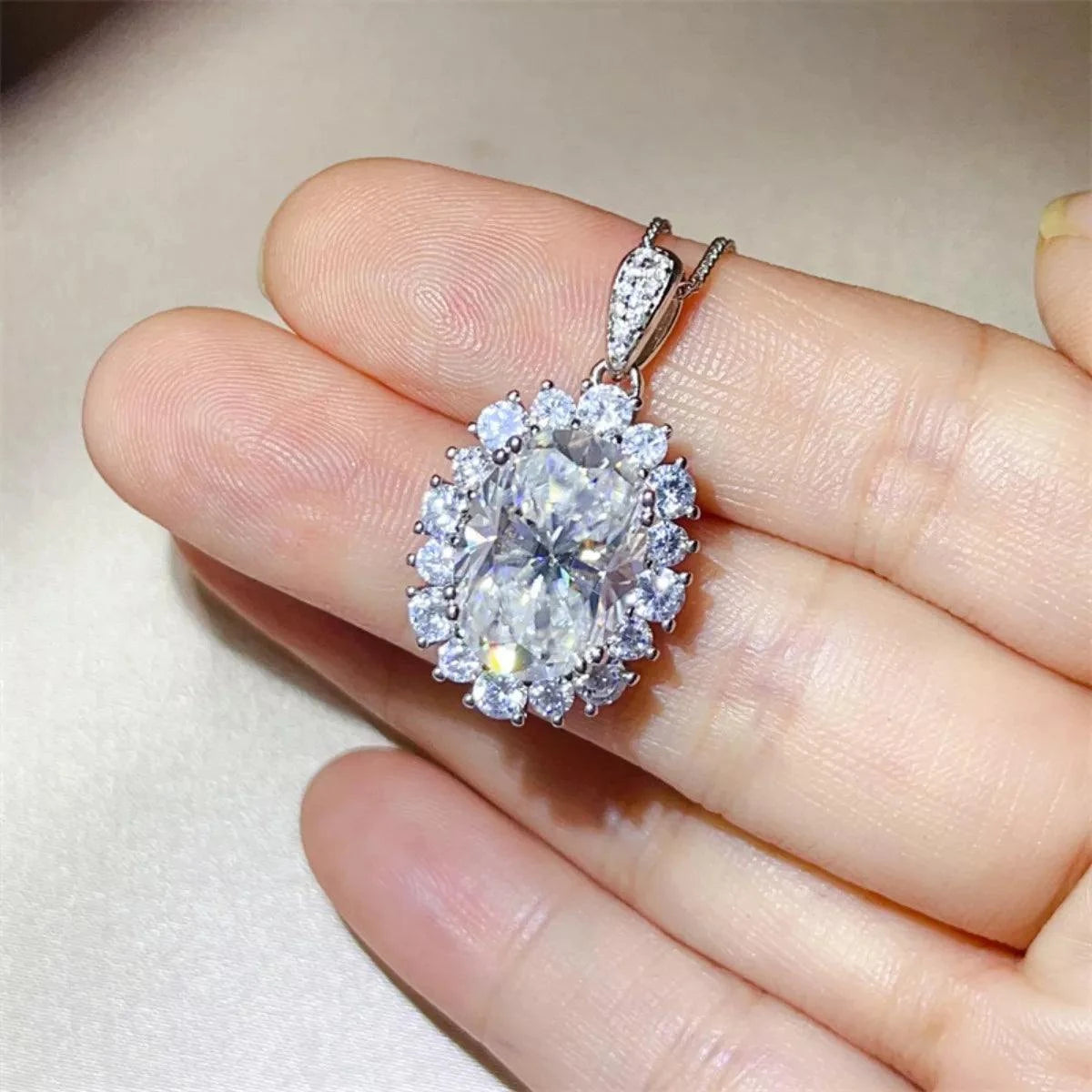 8 carat moissanite pendant necklace in 925 sterling silver with platinum plating