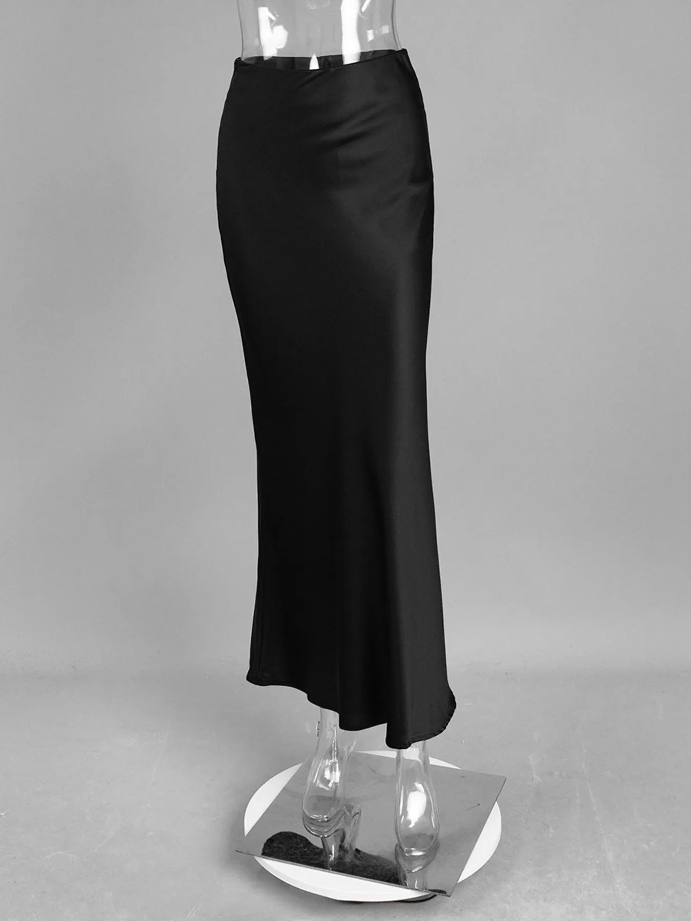 High-Waisted Maxi Skirt for Effortless Style and Comfort.